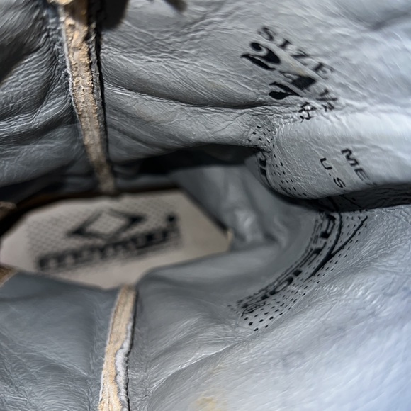 Floral Cowboy Boots - Picture 6 of 7